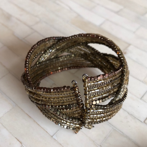 Bundle of bracelets - LIKE NEW! - Picture 3 of 7